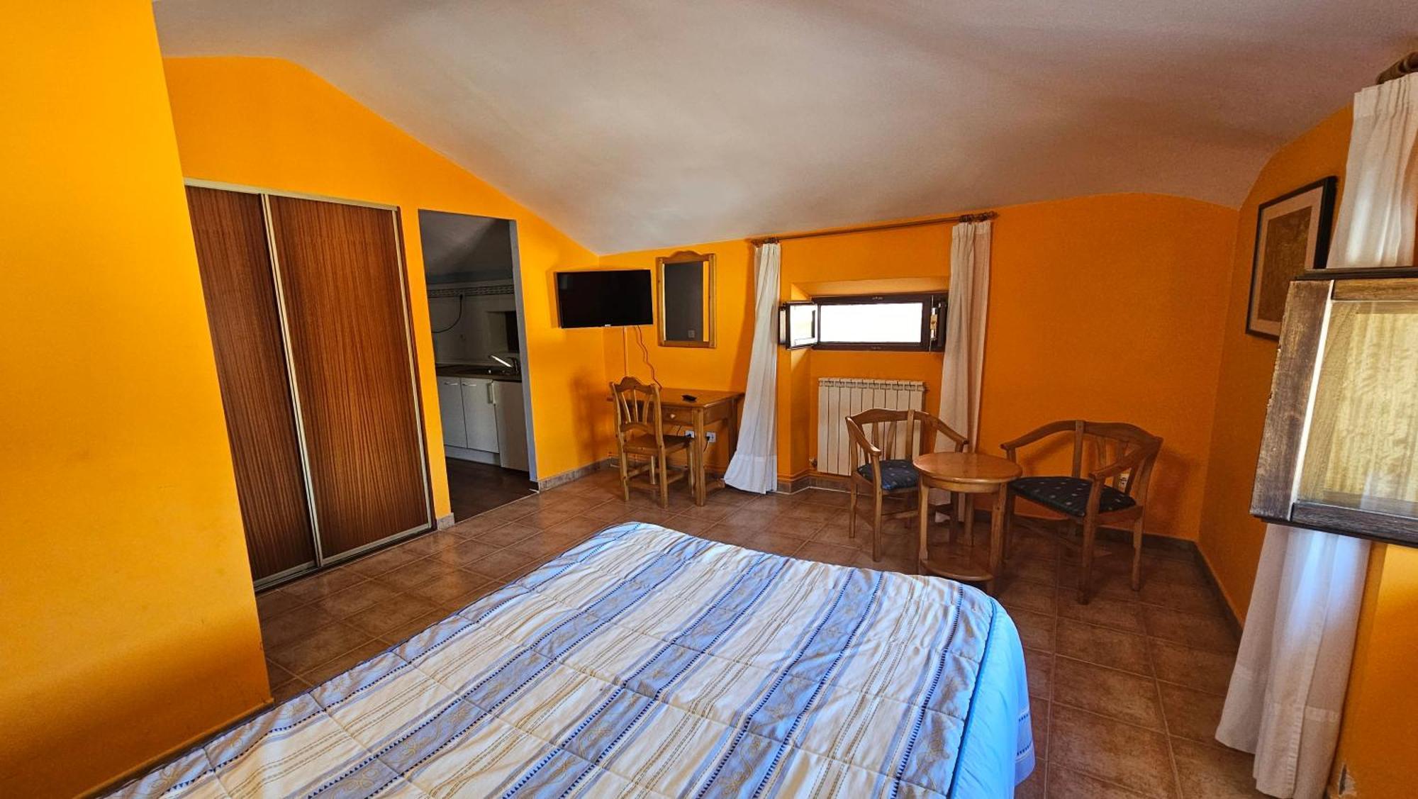 Hostal Albe Carrion De Los Condes Exterior photo