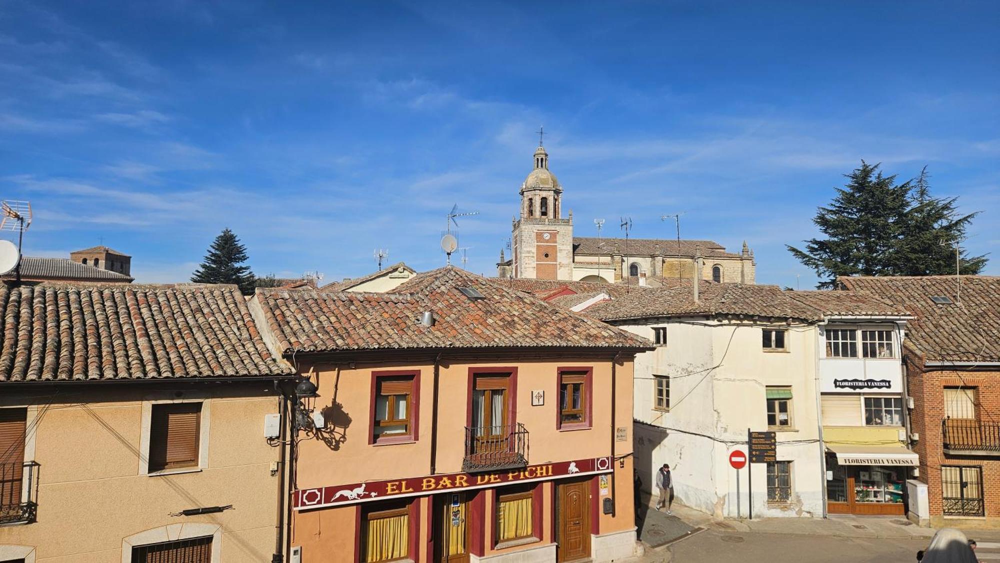 Hostal Albe Carrion De Los Condes Exterior photo